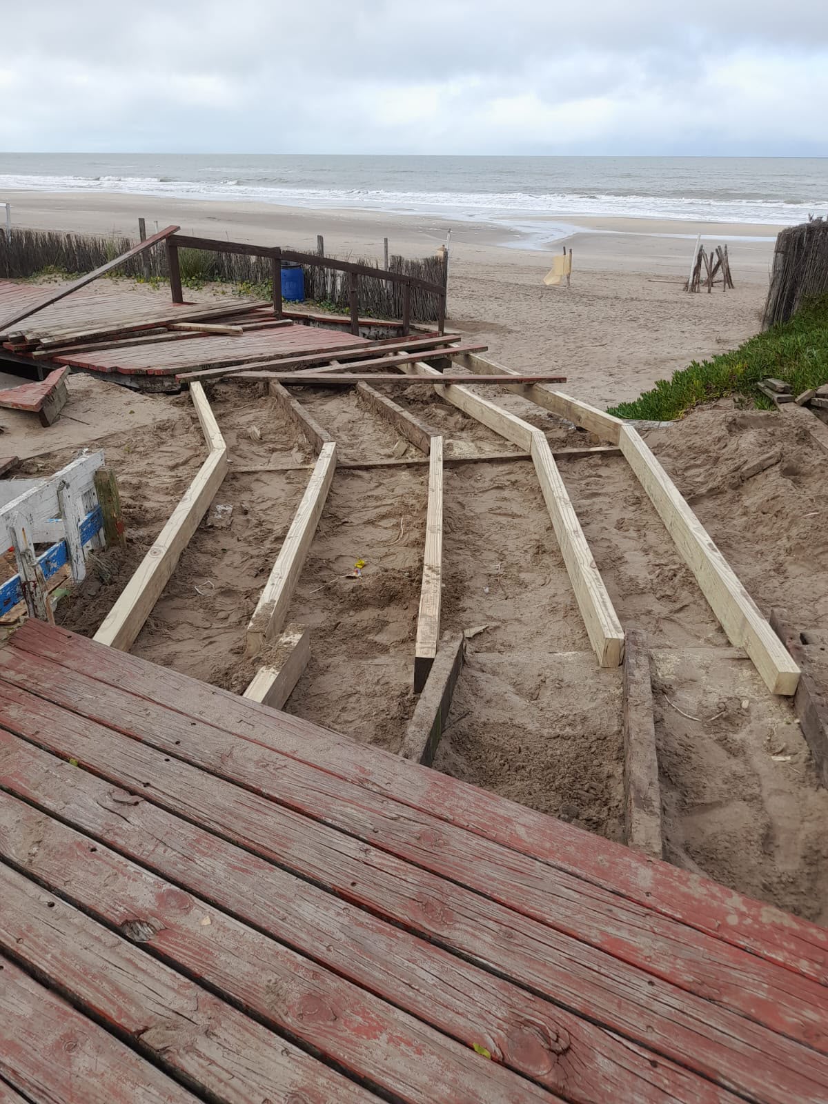 Comenz&oacute; una etapa de arreglos en la rambla de Villa Gesell