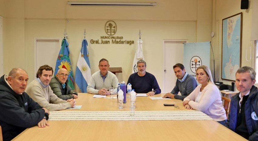 70 Viviendas del barrio Belgrano: Se firm&oacute; el contrato con COEMA para la ejecuci&oacute;n de la Red de Energ&iacute;a