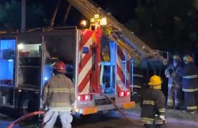 Un incendio destruy&oacute; por completo una vivienda en calle Arias
