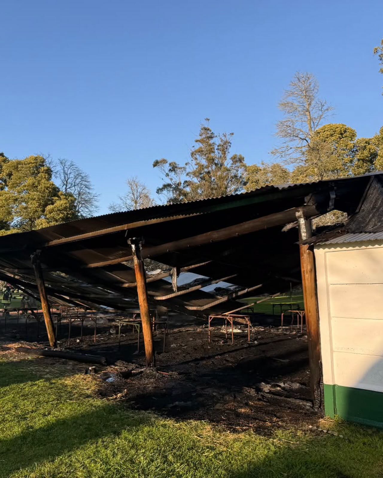 Incendio en estancia Cabaña San José