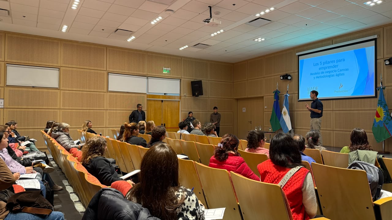 UADE Costa Argentina consolida su compromiso con el progreso regional mediante formaci&oacute;n t&eacute;cnica de excelencia para emprendedores