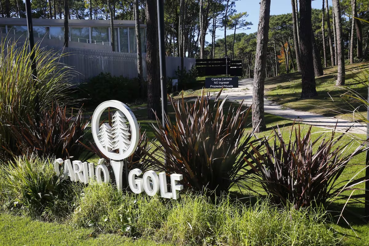 El Foro de Amigos de Caril&oacute; denunci&oacute; en la justicia el proyecto que busca reconvertir su cl&aacute;sica cancha de golf