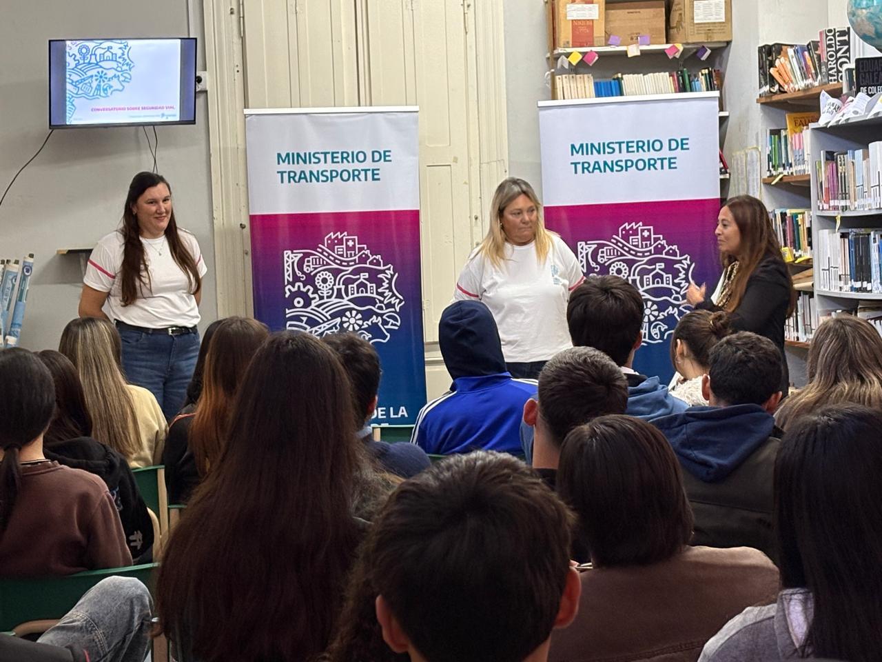 Educaci&oacute;n vial en Madariaga: el Ministerio de Transporte bonaerense brind&oacute; una charla a estudiantes secundarios
