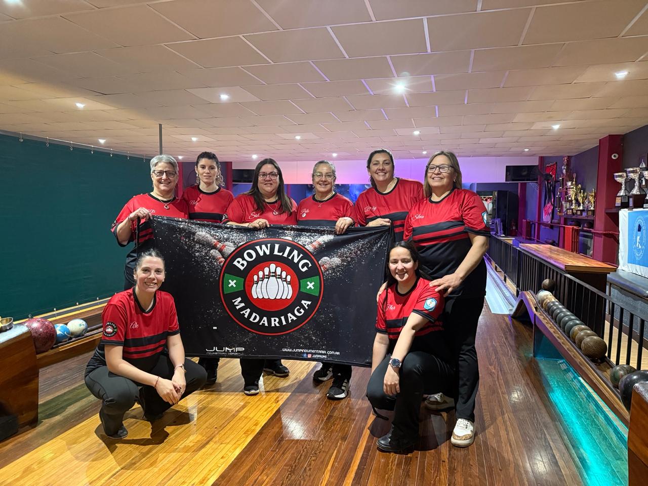 MADARIAGA BRILLÓ EN EL CAMPEONATO NACIONAL DE BOWLING Y SE CONSAGRÓ CAMPEÓN EN CABALLEROS Y DAMAS