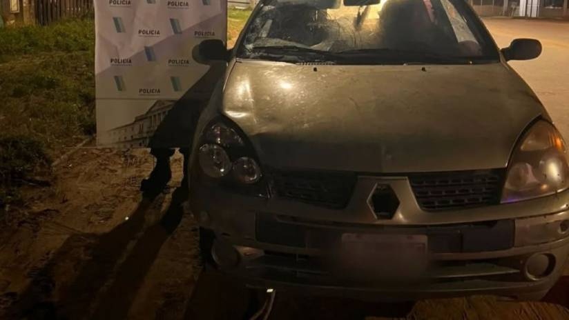 Buscan al conductor que atropell&oacute; a un peat&oacute;n en Villa Gesell y abandon&oacute; el auto en un barrio