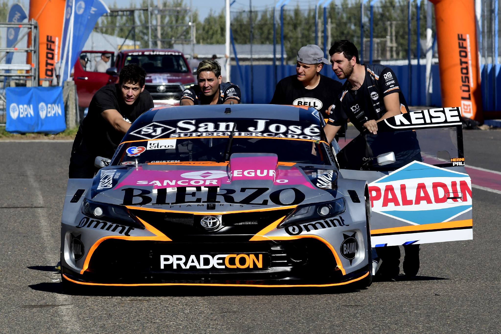 Hern&aacute;n Palazzo termin&oacute; 4&ordm; en un final accidentado
