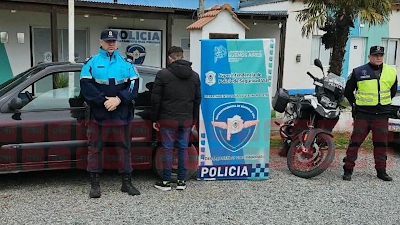 Iba en un Clio con pedido de secuestro y lo detuvieron en pleno operativo de seguridad